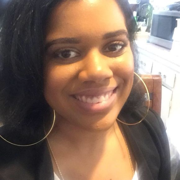 Meet your Posher, Stacey - Picture 1 of 1